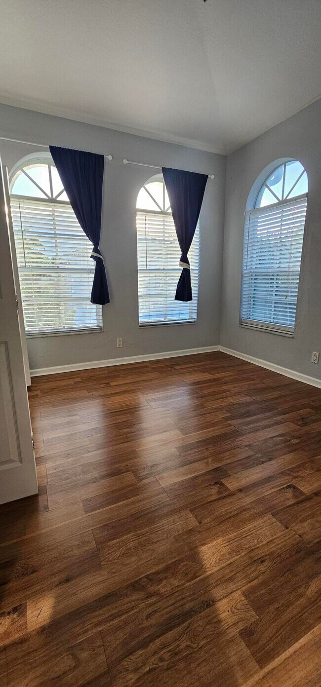 Building Photo - 3078 Laurel Ridge Cir