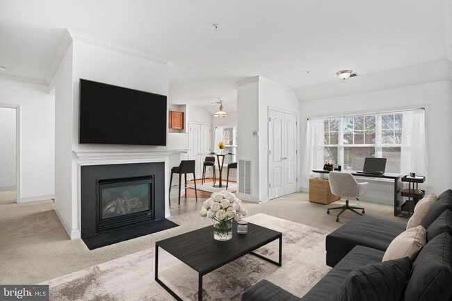 Building Photo - 2150 Troon Overlook