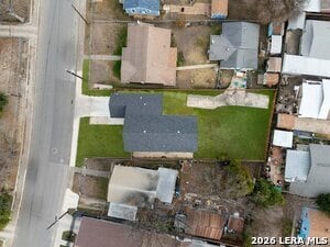 Building Photo - 302 Bank St