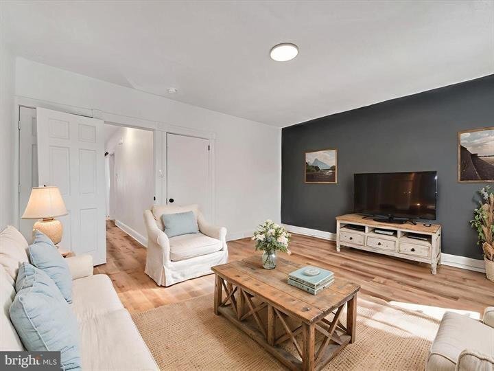 Building Photo - 53 S Marshall St