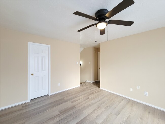 Building Photo - 4626 Jaymar Dr