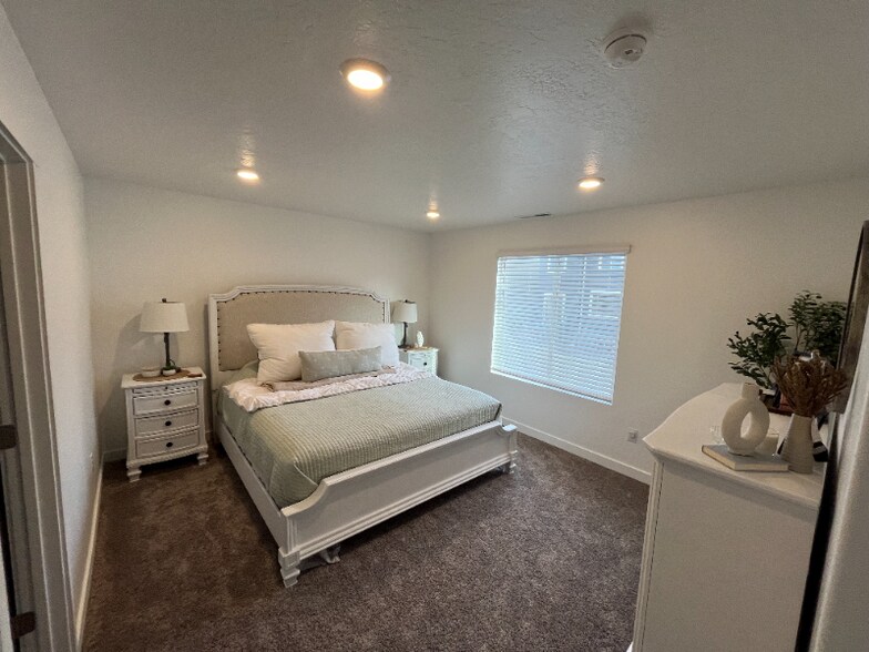 Building Photo - 803 S Brubaker Way