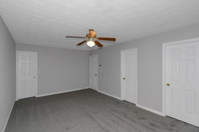 Building Photo - Available Now this Beautiful 4-Bedroom 2.5Baths Home in Stockbridge, GA!