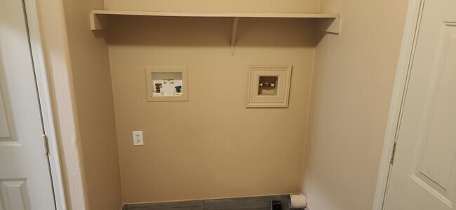 Building Photo - 6519 De Priest St