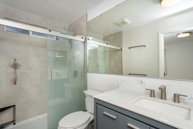 Building Photo - 4742 Seaford Pl