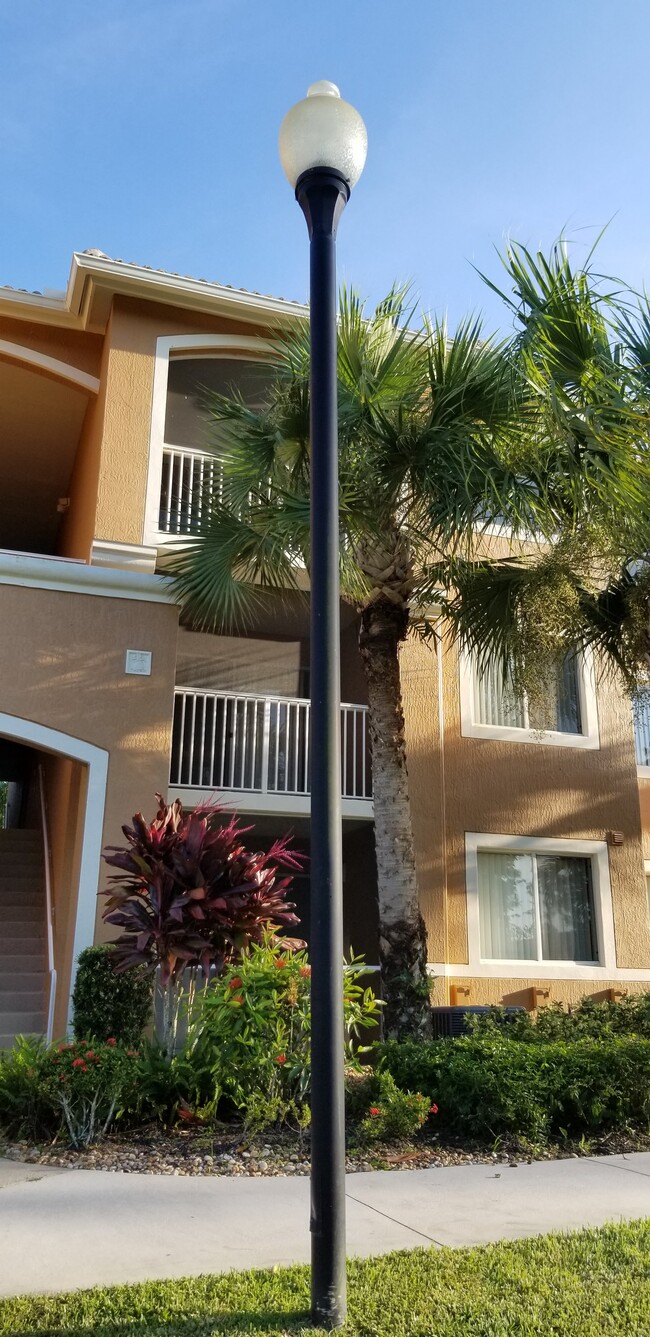 2nd floor balcony - 1875 Florida Club Dr