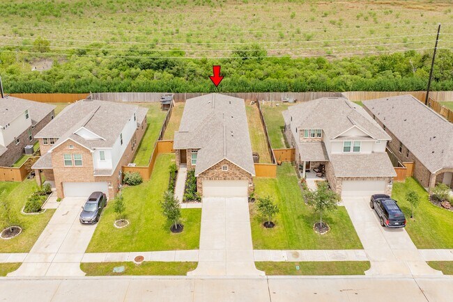 Building Photo - 1301 Scarlet Mountain Dr