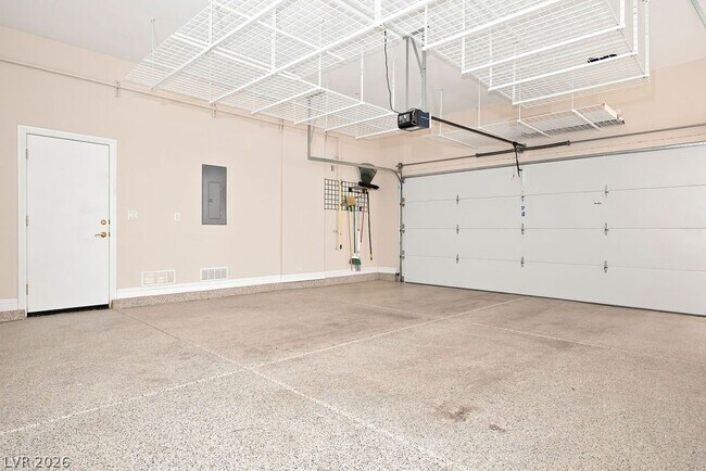 Building Photo - 6 Old Marsh Ct