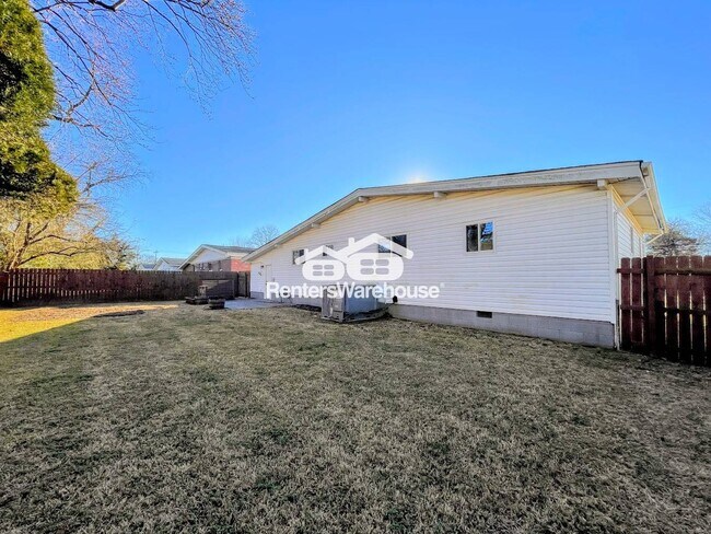 Building Photo - 712 Houdon Ln