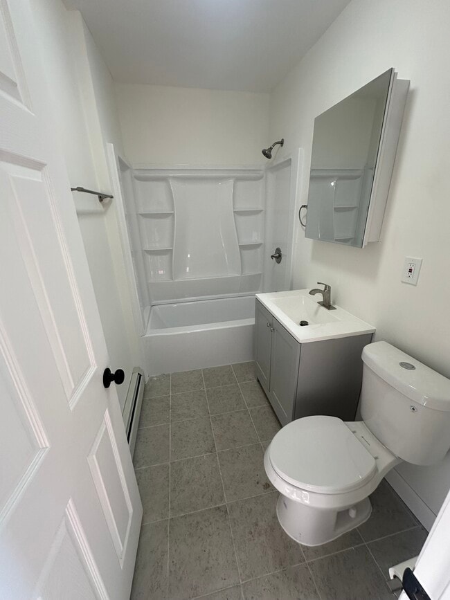 Building Photo - 2-27R-27 Beach 99th St