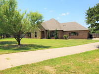 Building Photo - 8113 Dripping Springs Ln