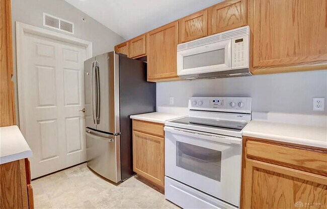 Building Photo - 3044 Westminster Dr