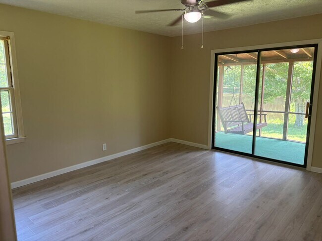 Building Photo - 41 Mallard Ln