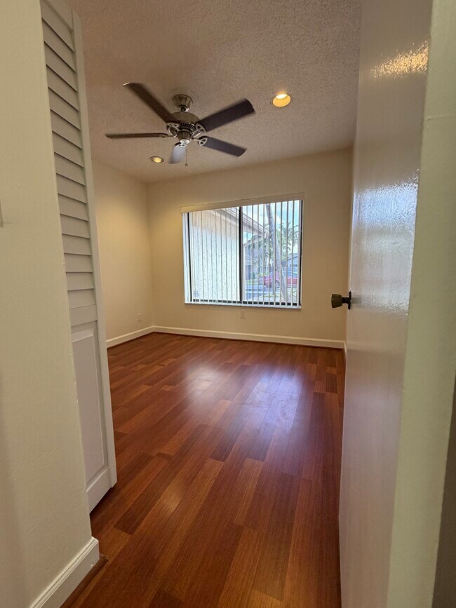 Building Photo - 13261 SW 102nd Terrace