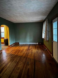 Building Photo - 2649 Olyphant Ave