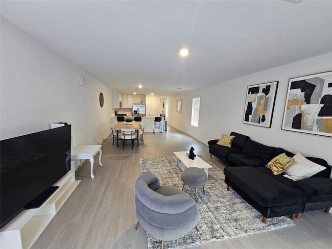 Building Photo - 28751 Texas Plns Dr