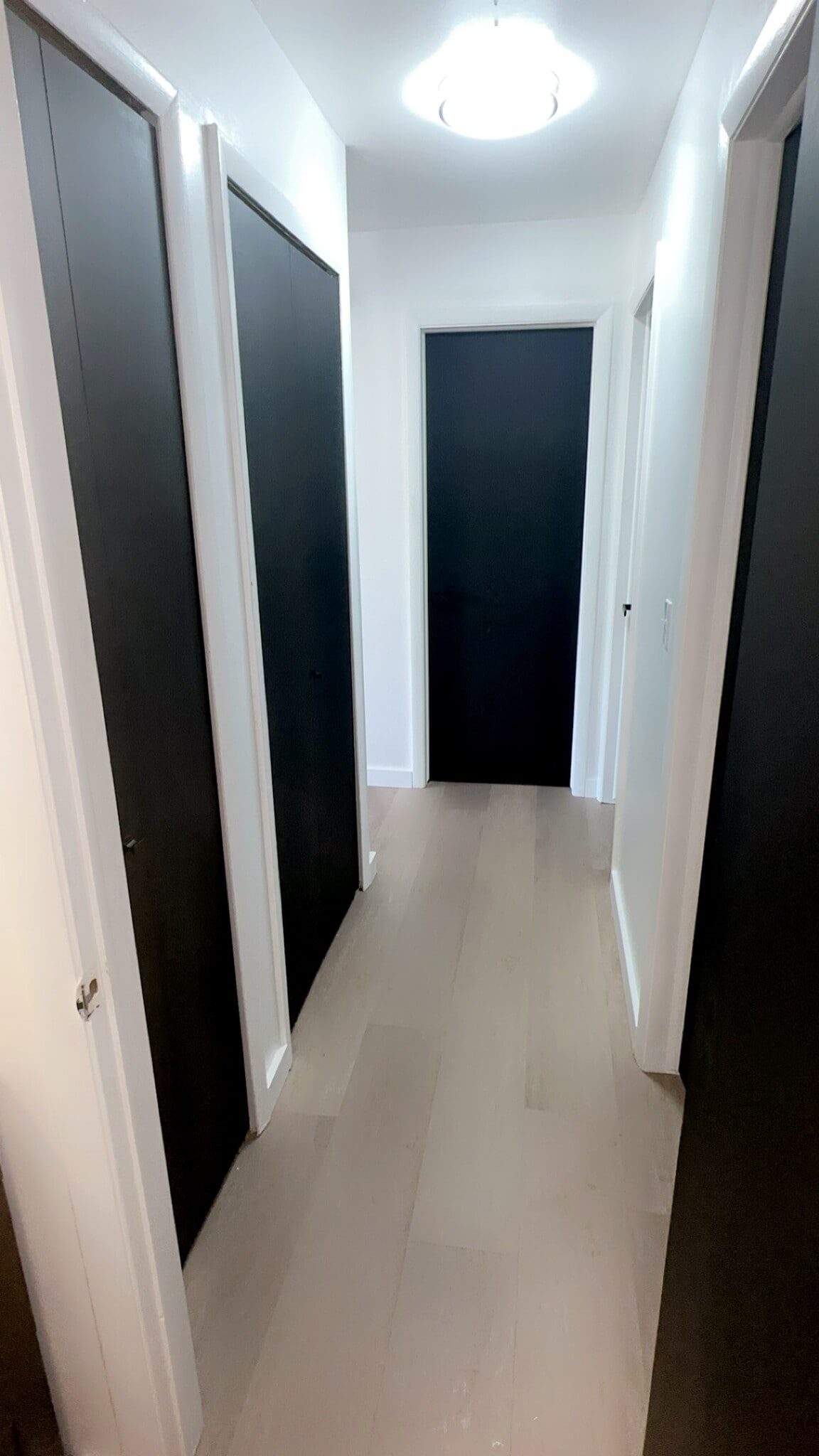 Building Photo - 2008 Military St