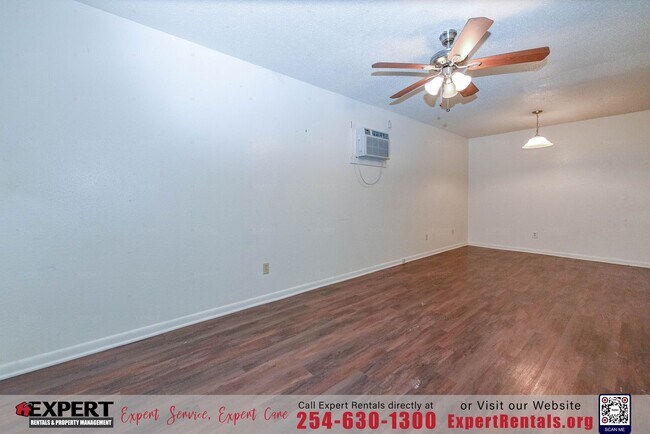 Building Photo - 205 W Avenue A