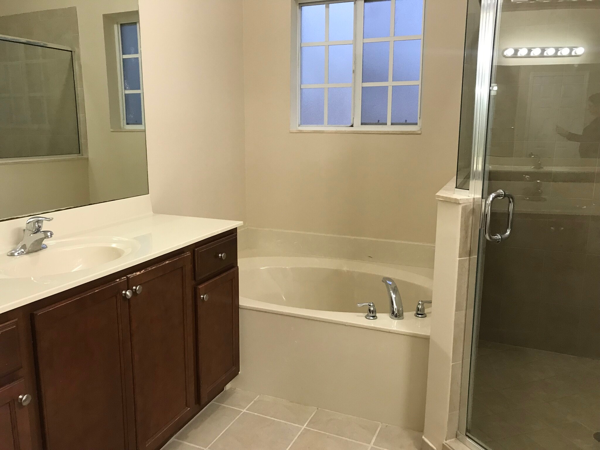 Building Photo - 3222 NW 31st Ter