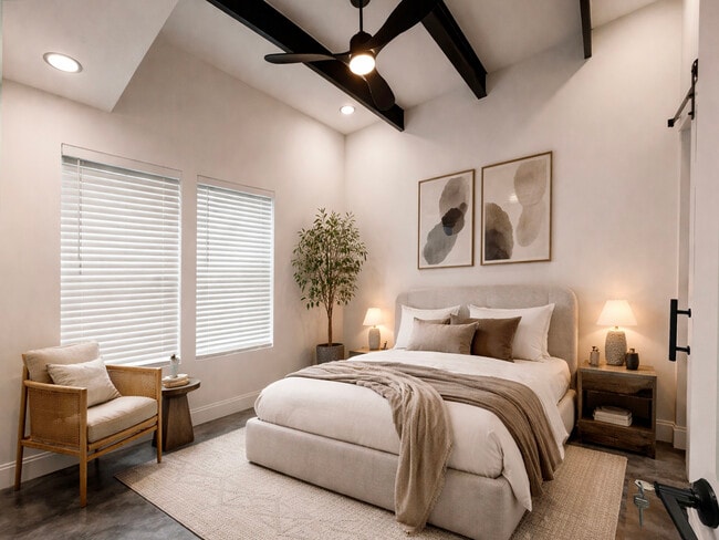 Building Photo - 222 S Olive St