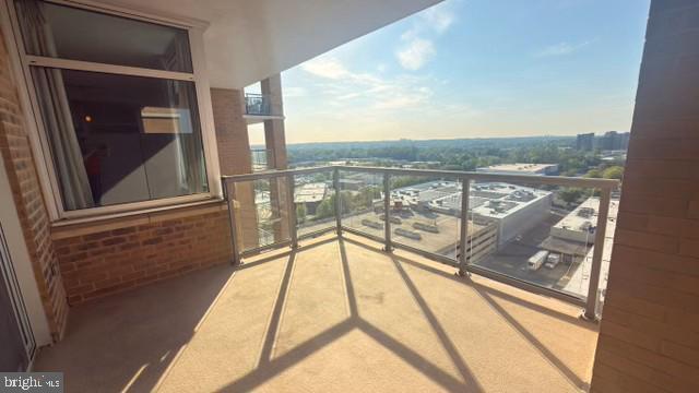 Building Photo - 5750 Bou Ave