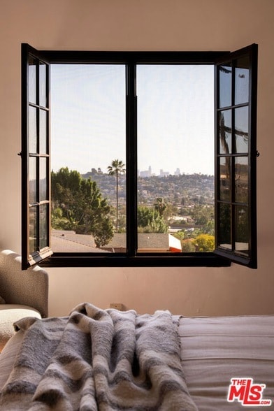 Building Photo - 755 Luton Dr