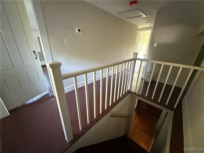 Building Photo - 1568 County Line Rd