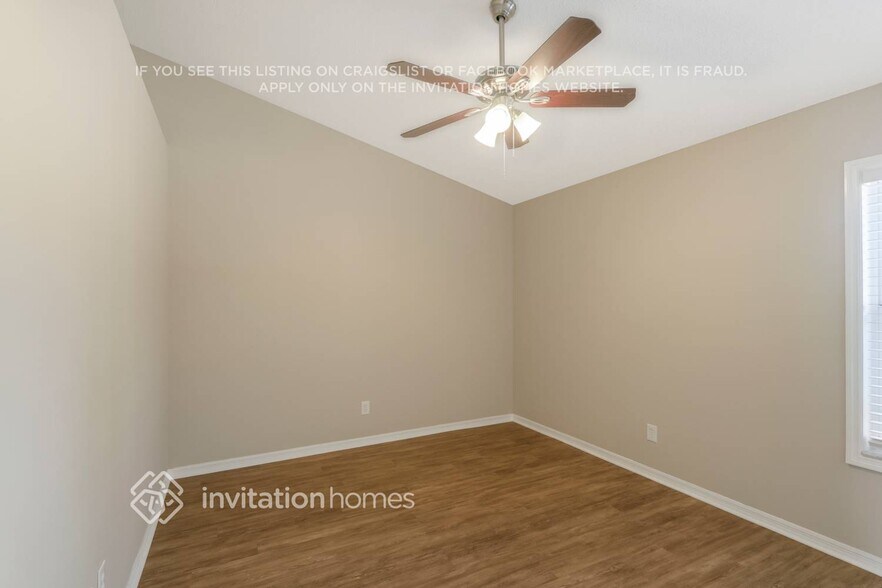Building Photo - 11813 Rossmayne Dr