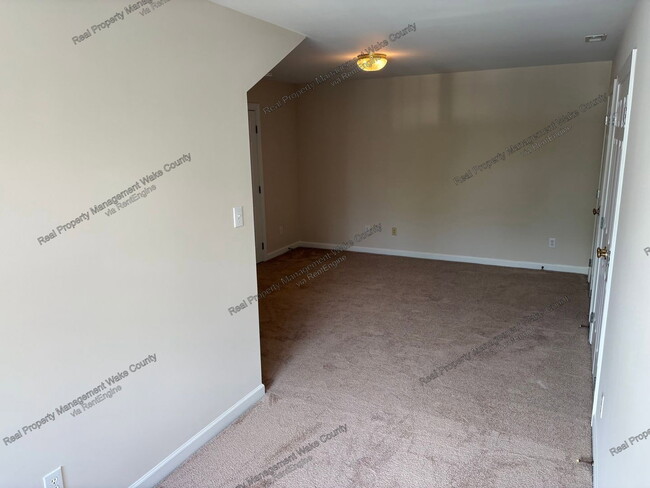 Building Photo - 3605 Baron Monck Pass