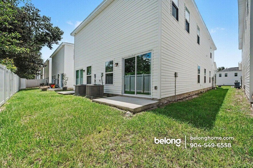 Building Photo - 8121 Cheryl Ann Ln