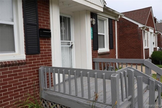 Building Photo - 5559 Bluehill St