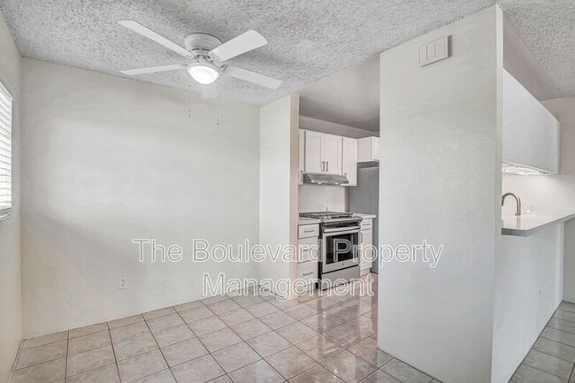 Building Photo - 91-1062-1062 Makaaloa St