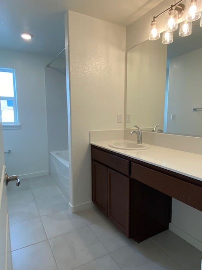 Building Photo - 2241 Milky Way Cir