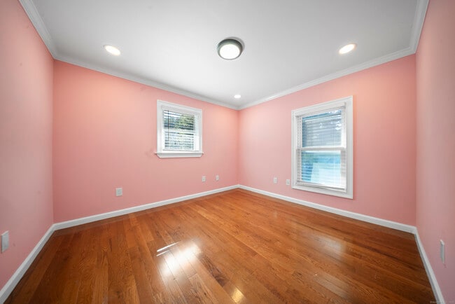 Building Photo - 78 Cutlery Ave