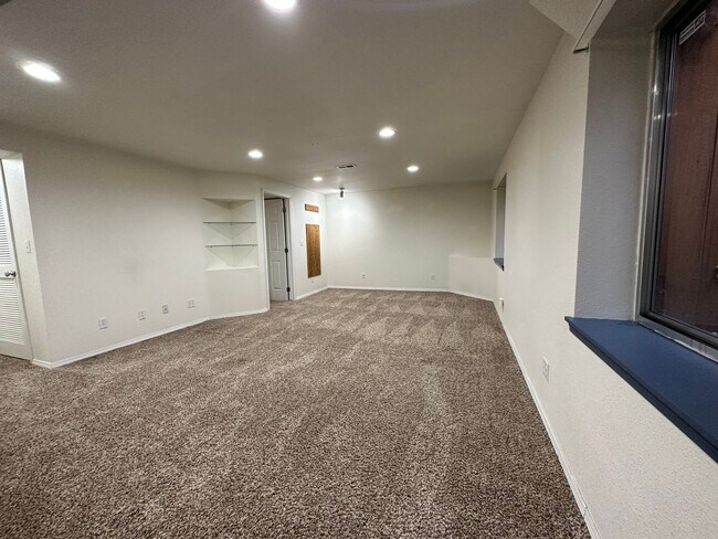 Building Photo - Coming Soon! Updated 4 Bedroom in Stetson ...