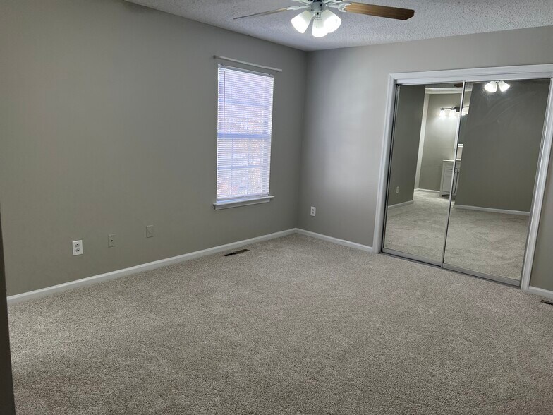 Building Photo - 4659 Georgetown Pl