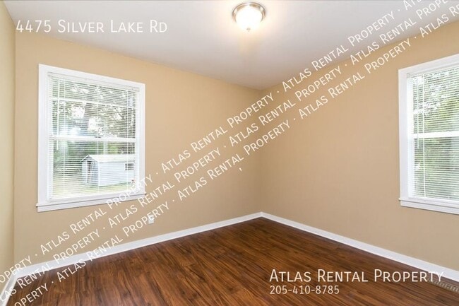 Building Photo - 4475 Silver Lake Rd