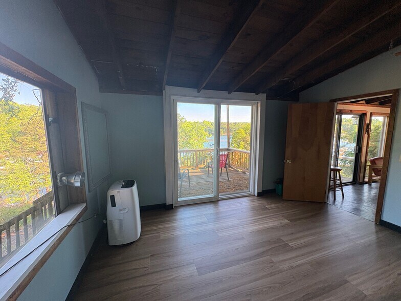 Building Photo - 5981 Pocahontas Dr