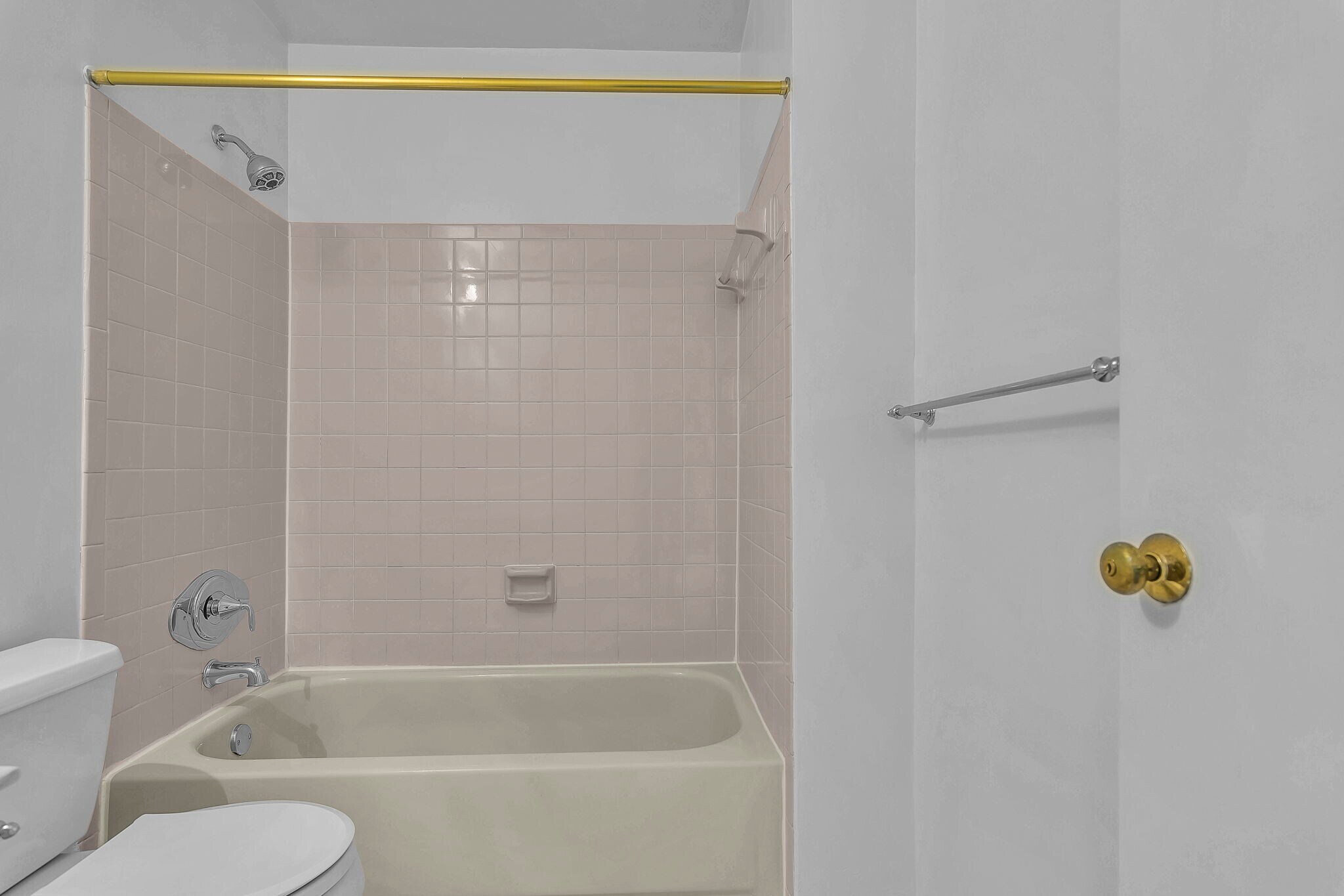 Building Photo - 2534 S Arlington Mill Dr