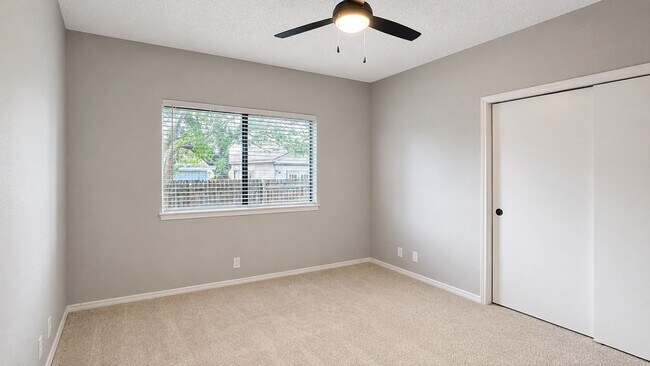 Building Photo - Northwest San Antonio Rental - 3/2 - Near SeaWorld, Alamo Ranch & Lackland AFB