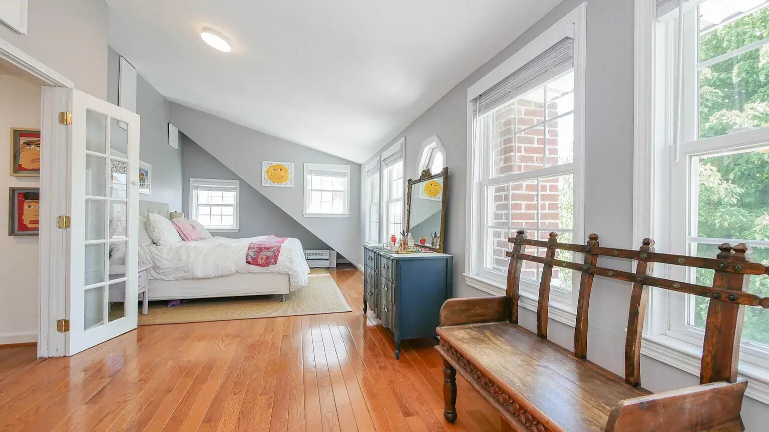 Building Photo - 110 N Pembroke Ave