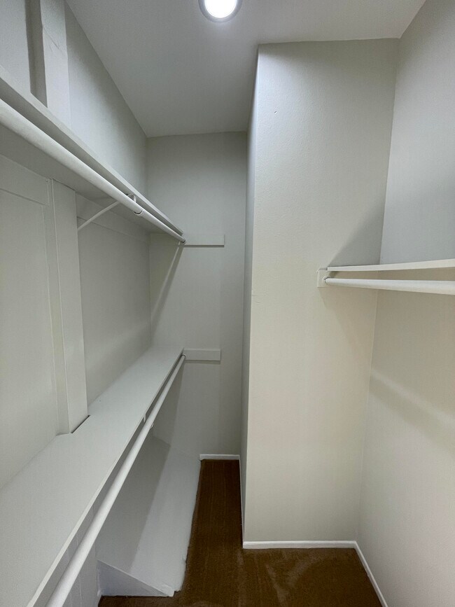 Building Photo - 4416 Fulton Ave