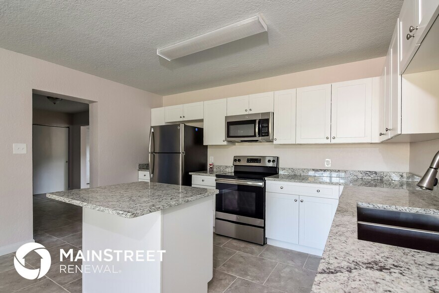 Building Photo - 3610 W Leila Ave