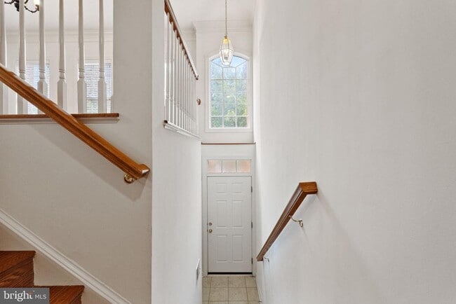 Building Photo - 1515 Regent Manor Ct