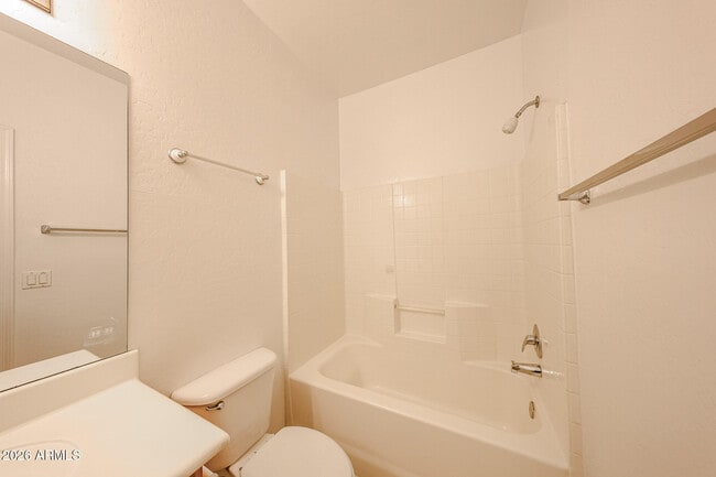 Building Photo - 16828 S Aqua Ct