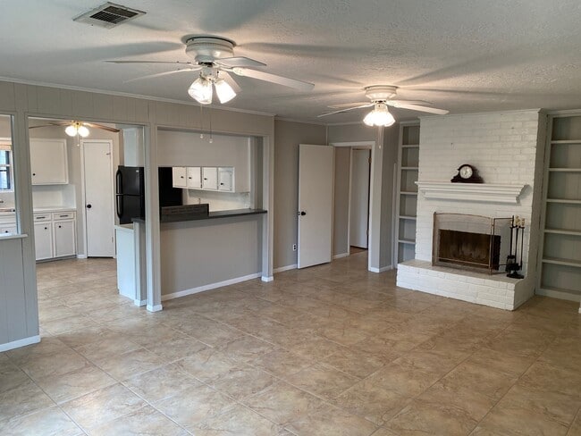 Building Photo - 13618 Meisterwood Dr