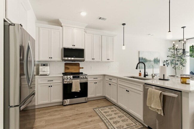 Building Photo - 6006 Mill Tree Ct