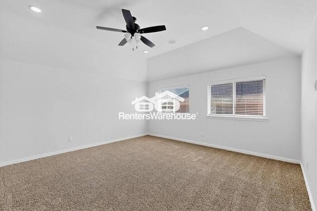 Building Photo - MOVE IN READY - 4BED/3BATH - LITTLE ELM, T...