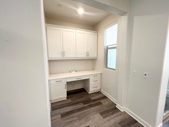 Building Photo - 16755 Coyote Bush Dr