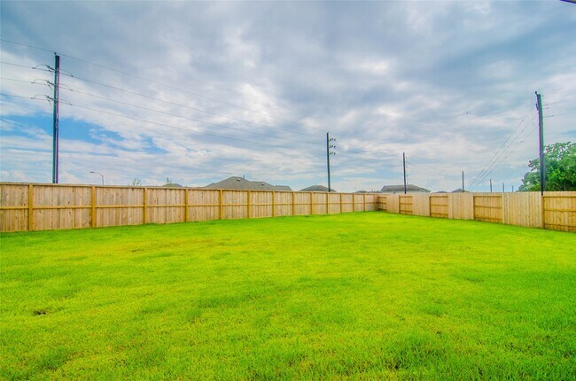 Building Photo - 18403 Weeping Spring Dr